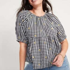 Old Navy  Women's Embroidered Puff Sleeve Gingham Floral Top